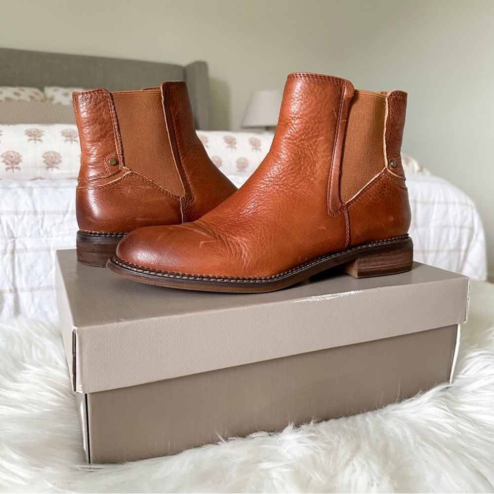 🤎 FRANCO SARTO 🤎 Horrace Bootie 7.5M Cognac